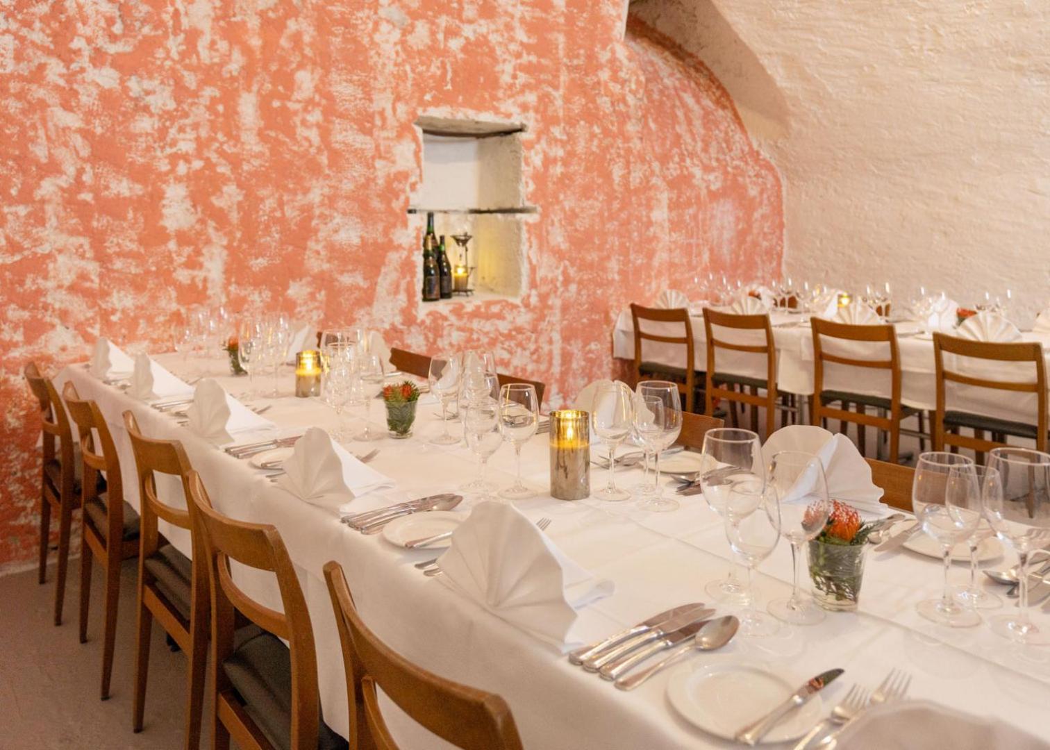 Kaiserstuhl Hotel Restaurant Kreuz מראה חיצוני תמונה